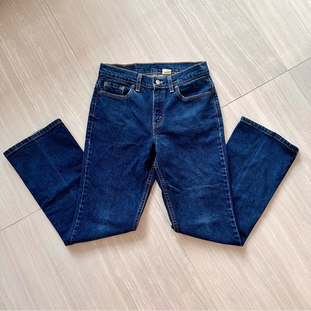Levi’s • 515 Bootcut Low Rise Jeans